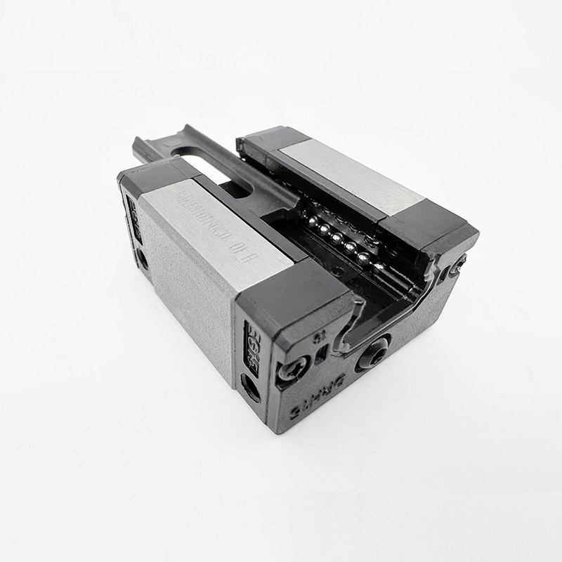 EGH-EGW Two Holes Square And Flanged Linear Guide Slider